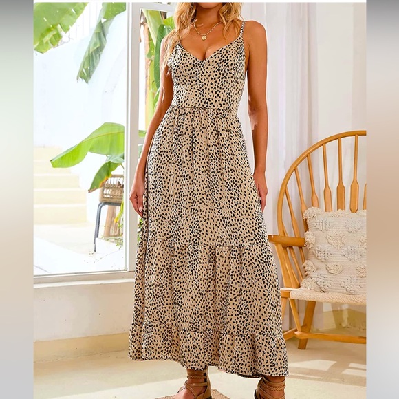 🏷️ NWT Cupshe Cross Back Maxi Dress - Picture 3 of 9